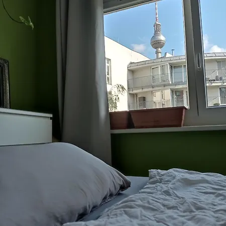 3-room Museum Island 2 Beds *