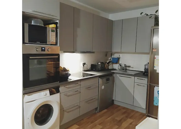 3-room Museum Island 2 Beds * Berlin